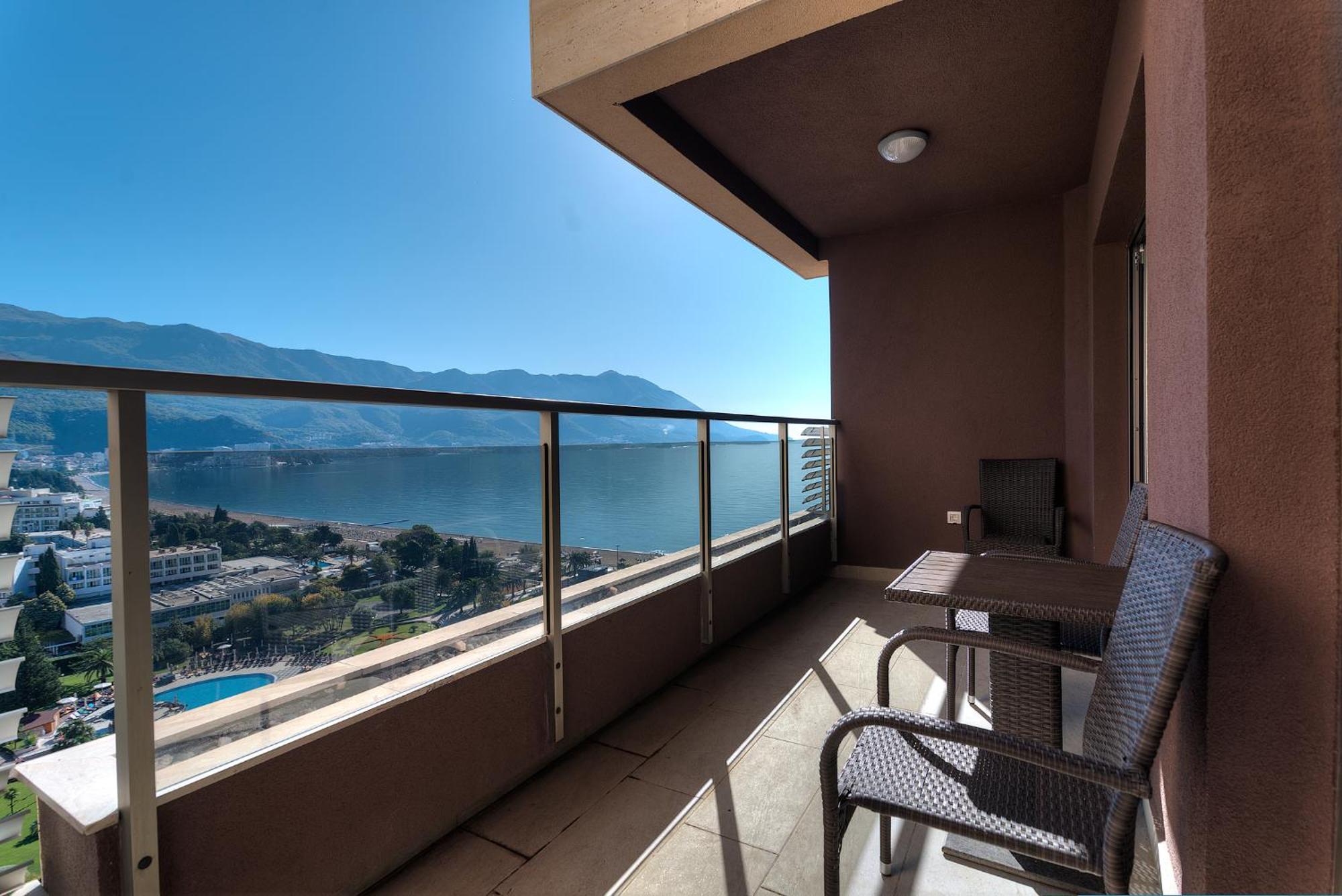 Harmonia Sea View Appartement Budva